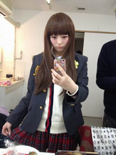 Kyary Pamyu Pamyu AKB48 uniform