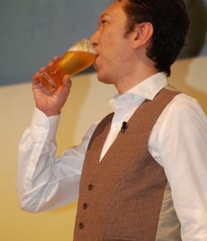 atsuko_maeda_sapporomugitohop12