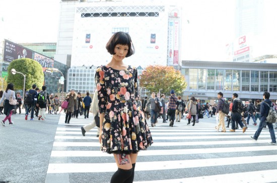 thigh-advertising-Japan2